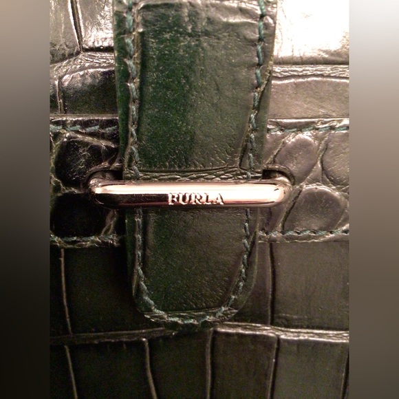 FURLA Dark Green Croc Embossed Tote Handle Bag - As New! - Picture 3 of 8